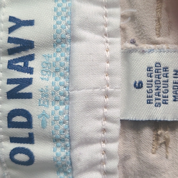 Old Navy Shorts - Picture 3 of 3